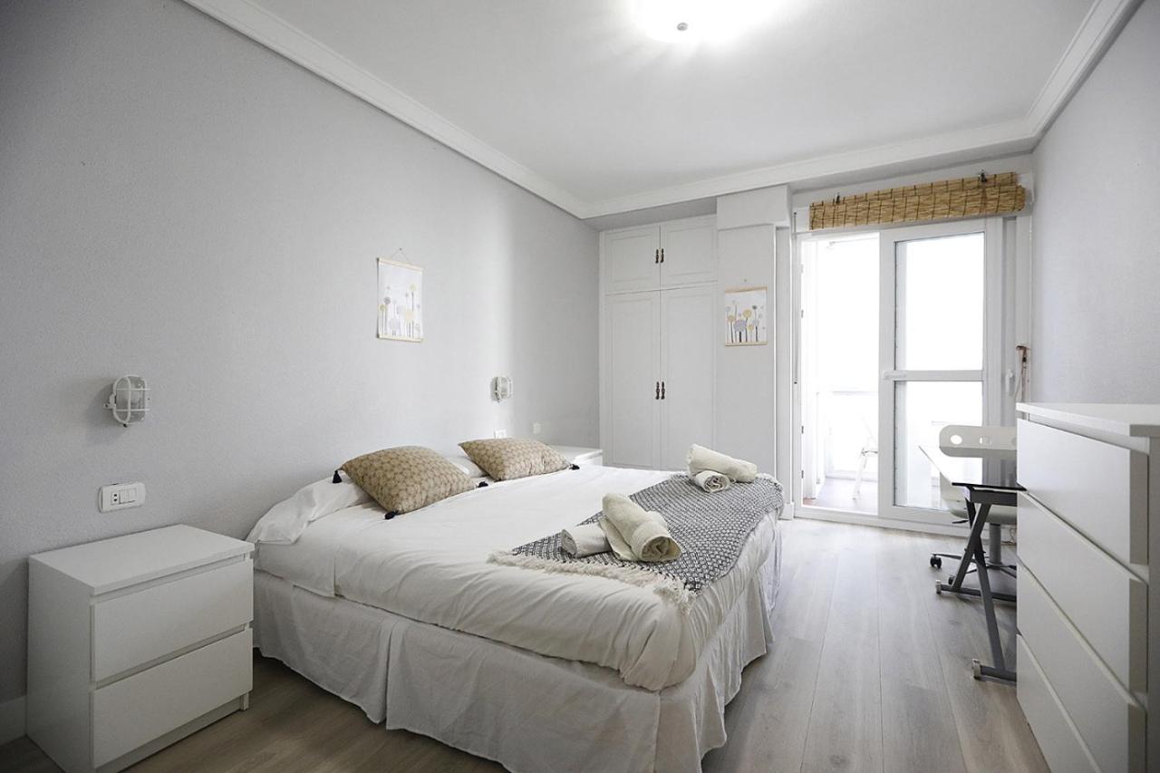 Precioso Piso Centrico Con Aparcamiento Gratuito Apartamento